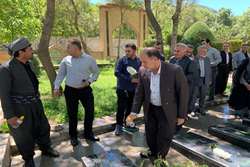 تصاویری از سفر یک روزه مدیرکل بنیاد شهید و امور ایثارگران کردستان به شهر مرزی مریوان و دیدار با خانواده شهدای جنگ رمضان 